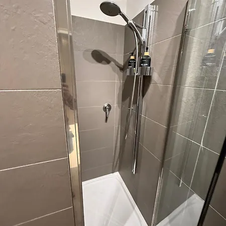 Suite Bologna Centrum شقة *