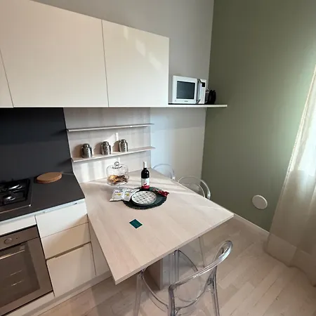 Suite Bologna Centrum Apartment *